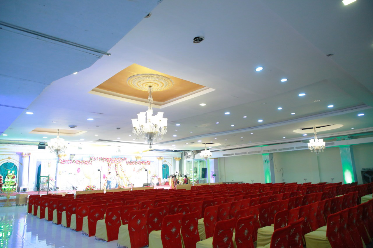 Maruti Garden AC Banquet hall